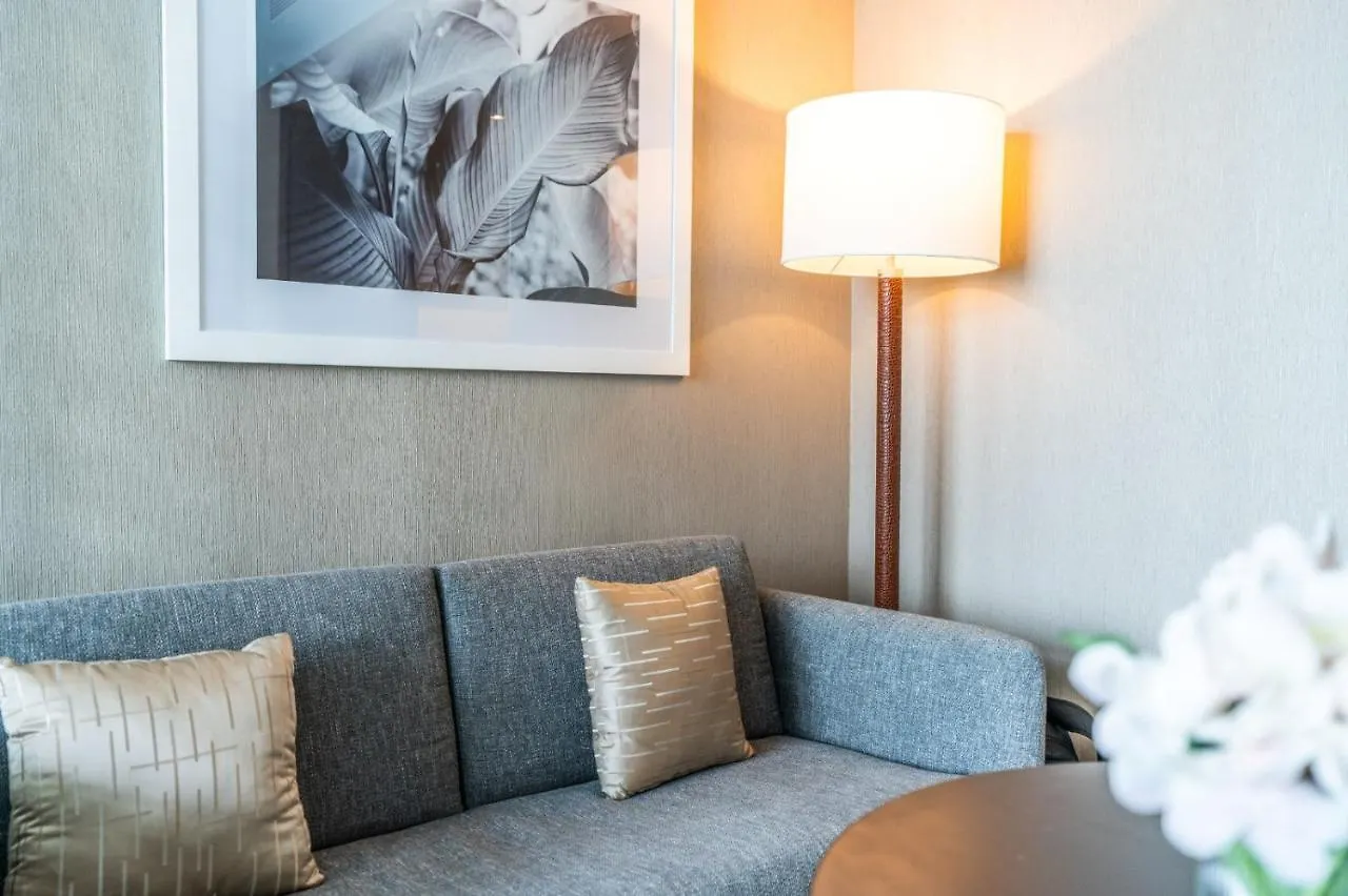 Phineek Elegant Studio Canal View Maison Prive Business Bay Dubai