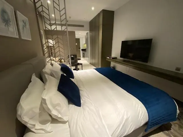 Phineek Elegant Studio Canal View Maison Prive Business Bay Dubai 0*,